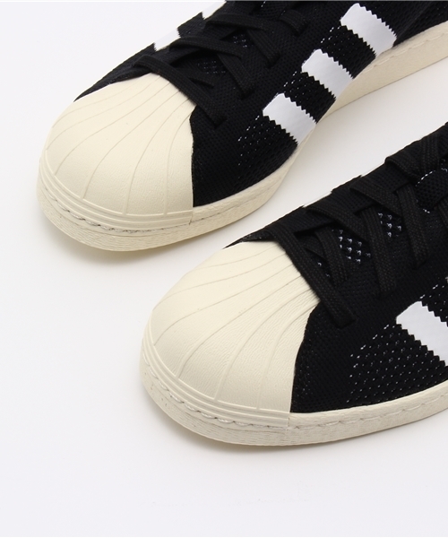adidas（アディダス）の「adidas SUPERSTAR 80s PRIMEKNITスニーカー/205-ADI-S82780（スニーカー・レディース・ブラック・24.5）」の2枚目の写真