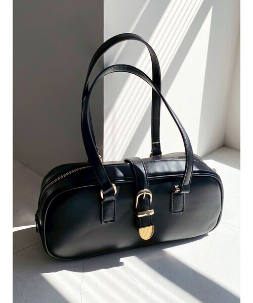 RESEXXY（リゼクシー）の「チャーム付きイーストウエストバック（ハンドバッグ・レディース・ブラウン/ブラック・FREE）」の6枚目の写真