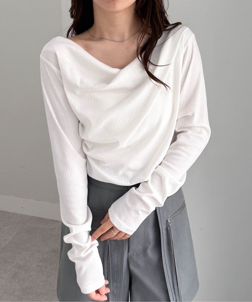 RANAN（ラナン）の「［26SS新色追加］2WAYドレープオフショルリブロンT（Tシャツ/カットソー・レディース・ブラック/その他/チャコールグレー/ホワイト/レッド/アイボリー/ライトピンク・M/L/LL）」の2枚目の写真