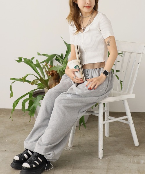 ROOPTOKYO(ループトウキョウ)の「ニット レイヤードリブトップス 秋物 秋服 2026年秋冬(Tシャツ/カットソー・レディース・グレー/ホワイト/ブラック/ブルー・FREE)」の8枚目の写真