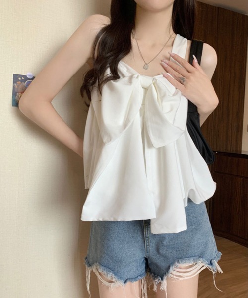 kirakiraShop(キラキラショップ)の「前後 2WAY ビッグ リボン キャミ トップス(タンクトップ・レディース・ホワイト/ブラック/ピンク/ブルー/クリーム・FREE)」の8枚目の写真