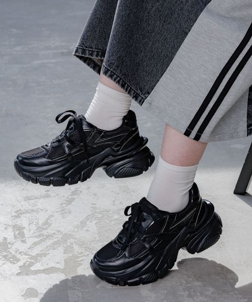 PAGEBOY(ページボーイ)の「ダットコンビソールスニーカー(スニーカー・レディース・ブラック/シルバー/オフホワイト・LARGE/MEDIUM)」の8枚目の写真