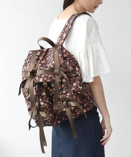 Three Four Time(スリーフォータイム)の「【Casselini】リボンバックパック(バックパック/リュック・レディース・ブラウン・FREE)」の1枚目の写真