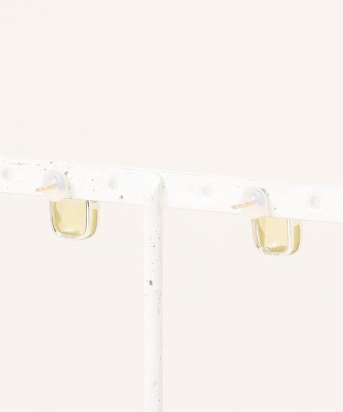 sowi(ソーイ)の「Talat ルアン ピアス(ピアス(両耳用)・レディース・グリーン/ブルー/レモンイエロー/ライラック/ライトブルー/オフホワイト・フリ-)」の14枚目の写真