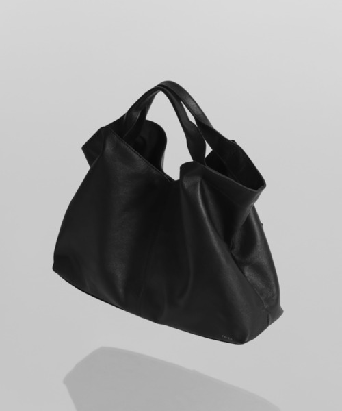 YArKA（ヤーカ）の「【YArKA/ヤーカ】real leather change shape 2way bag [wam9] / リアルレザー変形底2way バッグ（トートバッグ・メンズ・ブラック・FREE）」の6枚目の写真