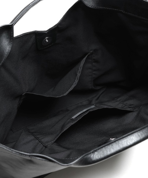 YArKA（ヤーカ）の「【YArKA/ヤーカ】real leather change shape 2way bag [wam9] / リアルレザー変形底2way バッグ（トートバッグ・メンズ・ブラック・FREE）」の13枚目の写真