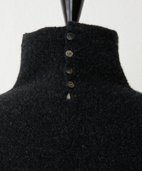 BEARDSLEY（ビアズリー）の「《15 quinze》ウールパイルリバーシブルチュニック（ニット/セーター・レディース・ダークグレー・FREE）」の5枚目の写真