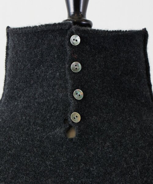 BEARDSLEY（ビアズリー）の「《15 quinze》ウールパイルリバーシブルチュニック（ニット/セーター・レディース・ダークグレー・FREE）」の12枚目の写真