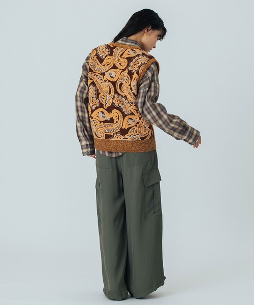 ROSE BUD（ローズバッド）の「(mici)PAISLEY JAQUARD KNIT VEST（ベスト・レディース・ネイビー/ブラウン・ONE SIZE）」の11枚目の写真