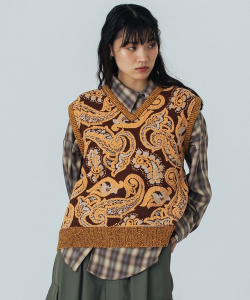 ROSE BUD（ローズバッド）の「(mici)PAISLEY JAQUARD KNIT VEST（ベスト・レディース・ネイビー/ブラウン・ONE SIZE）」の17枚目の写真