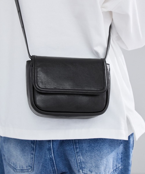 LUENNA（ルエナ）の「【LUENNA】2Way Mini Square Shoulder Bag / 2Wayミニスクエアショルダーバッグ（ショルダーバッグ・メンズ・ブラック/ブラウン・FREE）」の7枚目の写真