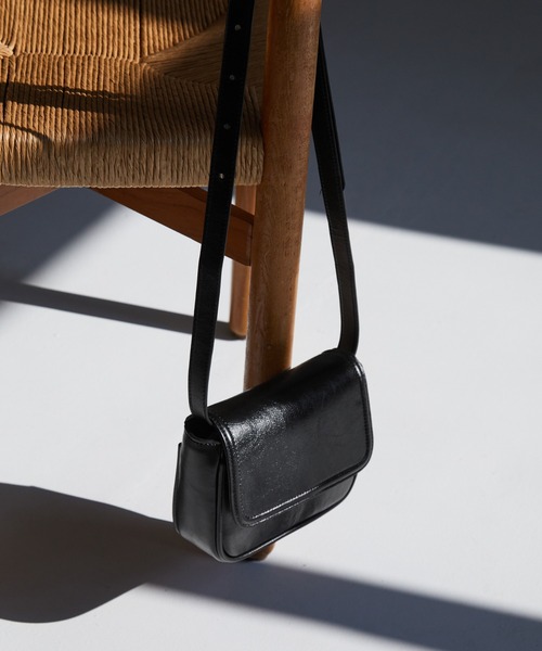 LUENNA（ルエナ）の「【LUENNA】2Way Mini Square Shoulder Bag / 2Wayミニスクエアショルダーバッグ（ショルダーバッグ・メンズ・ブラック/ブラウン・FREE）」の11枚目の写真