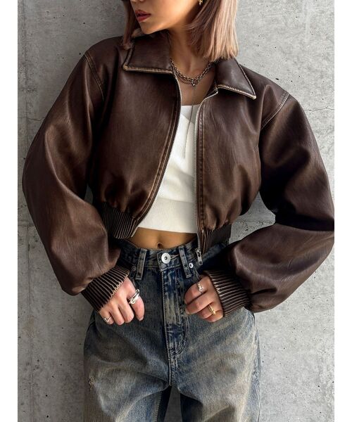 GYDA（ジェイダ）の「【TINY】fake leatherショートブルゾン（ブルゾン・レディース・ブラウン/ブラック・FREE）」の2枚目の写真