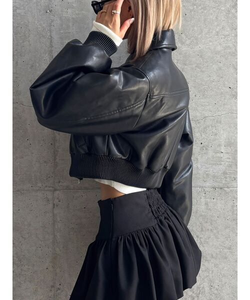 GYDA（ジェイダ）の「【TINY】fake leatherショートブルゾン（ブルゾン・レディース・ブラウン/ブラック・FREE）」の4枚目の写真