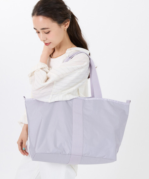 LeSportsac(レスポートサック)の「ESSENTIAL LG OPEN TOTE ソフトライラックC(トートバッグ・レディース・パープル・FREE)」の1枚目の写真