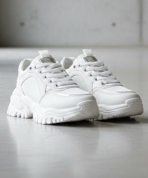 LOVEHUNTER(ラブハンター)の「LOVEHUNTER/+6.5cm 軽量厚底 ボリュームソールメッシュスニーカー(2250)(スニーカー・レディース・ブラック/ホワイト/ベージュ・S/M/L/LL/3L/4L)」の2枚目の写真
