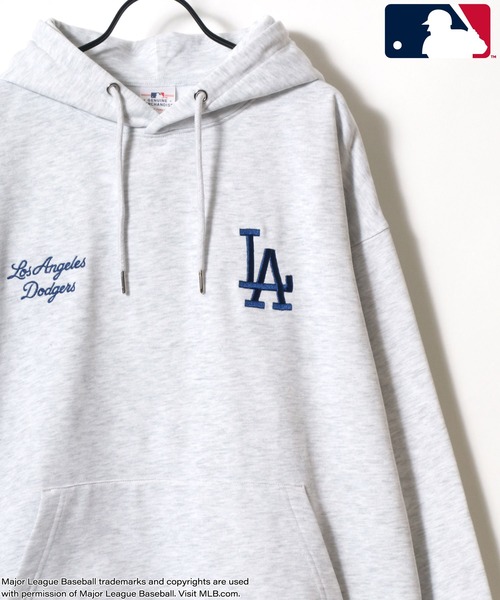 MLB（メジャーリーグベースボール）の「MLB/メジャーリーグベースボール オーバーサイズ 裏起毛 ロゴ ワッペン ワンポイント刺繍 スウェット パーカー/レディース メンズ（パーカー・レディース・ネイビー/ブラウン/ブラック/アッシュグレー・M/L/LL）」の11枚目の写真