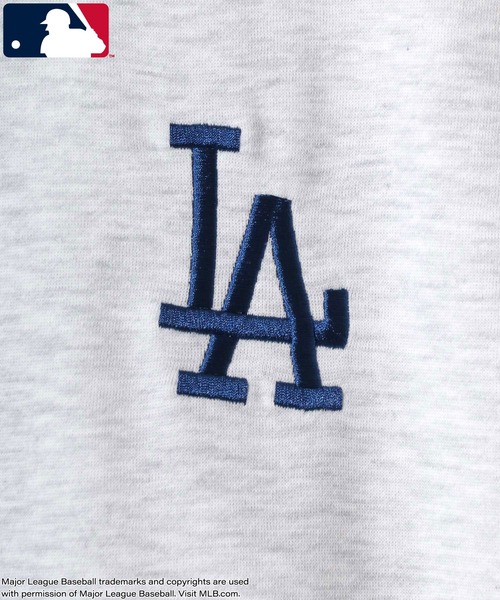 MLB（メジャーリーグベースボール）の「MLB/メジャーリーグベースボール オーバーサイズ 裏起毛 ロゴ ワッペン ワンポイント刺繍 スウェット パーカー/レディース メンズ（パーカー・レディース・ネイビー/ブラウン/ブラック/アッシュグレー・M/L/LL）」の14枚目の写真