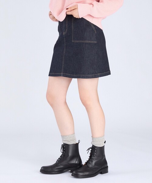 To b. by agnes b.(トゥービーバイアニエスベー)の「デニム ミニスカート(スカート・レディース・ネイビー・38/40/36)」の6枚目の写真