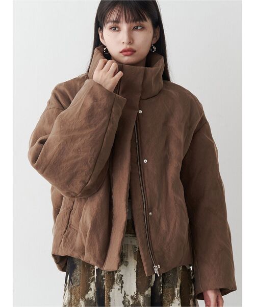 MURUA(ムルーア)の「シアーパディングブルゾン(ブルゾン・レディース・ブラウン/ブラック・FREE)」の2枚目の写真