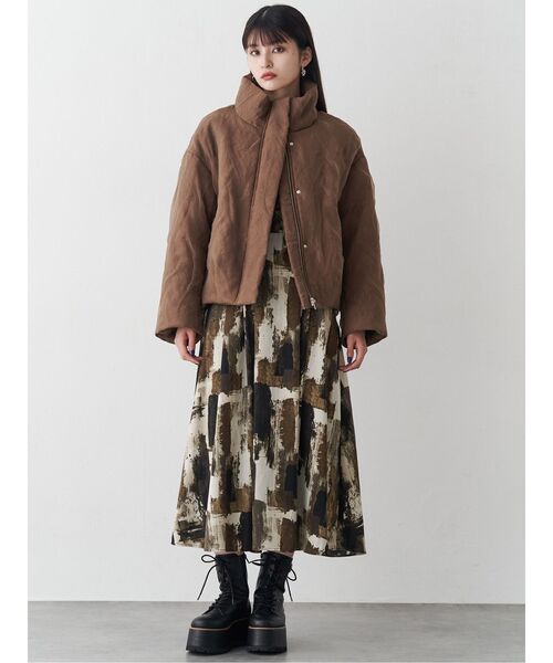 MURUA(ムルーア)の「シアーパディングブルゾン(ブルゾン・レディース・ブラウン/ブラック・FREE)」の7枚目の写真