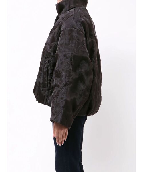 MURUA(ムルーア)の「シアーパディングブルゾン(ブルゾン・レディース・ブラウン/ブラック・FREE)」の11枚目の写真