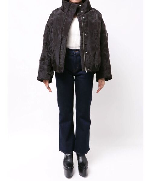 MURUA(ムルーア)の「シアーパディングブルゾン(ブルゾン・レディース・ブラウン/ブラック・FREE)」の9枚目の写真