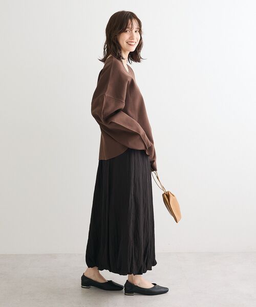 Green　Parks（グリーンパークス）の「微光沢サテンバルーンスカート（スカート・レディース・アイボリー/ブラック・FREE）」の5枚目の写真