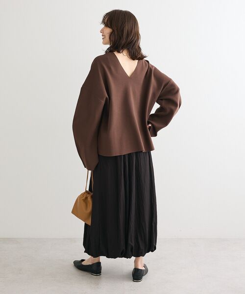 Green　Parks（グリーンパークス）の「微光沢サテンバルーンスカート（スカート・レディース・アイボリー/ブラック・FREE）」の6枚目の写真