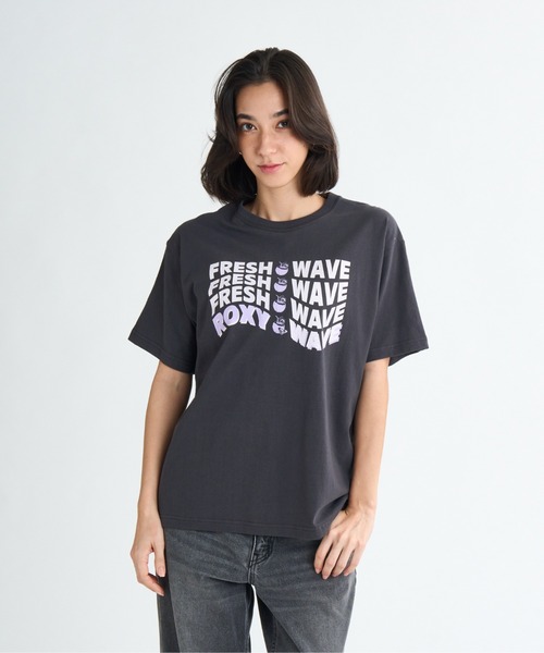 ROXY(ロキシー)の「FRESH WAVE TEE /ロキシーフロントプリント半袖Tシャツ(Tシャツ/カットソー・レディース・ブラック/ホワイト/ピンク/イエロー・X-LARGE/SMALL)」の2枚目の写真