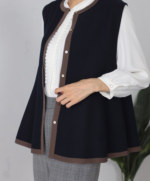 GALLORIA（ギャローリア）の「マシンウォッシャブル　ペプラムニットベスト（ベスト・レディース・チャコールグレー/ネイビー・LL/S/L/M）」の8枚目の写真