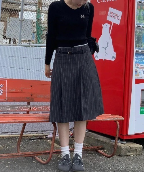 MUCENT（ムセント）の「◇MUCENT◇ブランド直輸入正規品/MUCENT プリムローズ Vネック クロップニット MUCENT PRIMROSE V-NECK CROP KNIT（ニット/セーター・レディース・ブラック/アイボリー/グレー・FREE）」の10枚目の写真