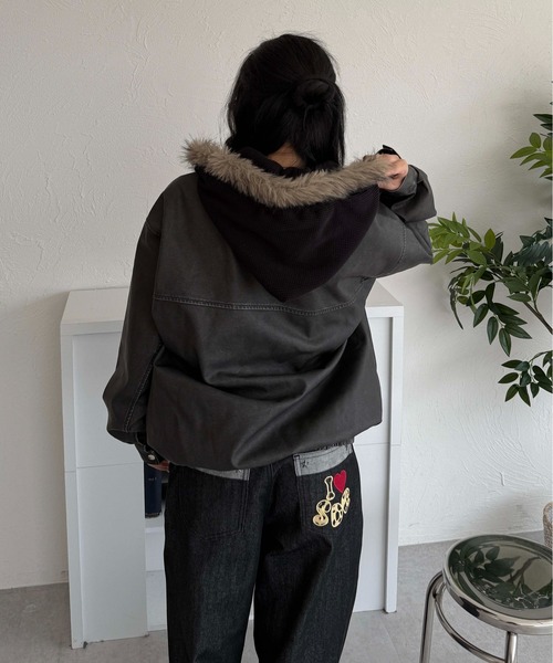 sedacle(セダクル)の「ヴィンテージ加工合皮ブルゾン(ブルゾン・メンズ・ブラック・LARGE/MEDIUM)」の8枚目の写真