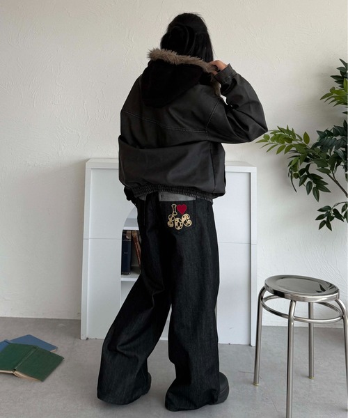 sedacle(セダクル)の「ヴィンテージ加工合皮ブルゾン(ブルゾン・メンズ・ブラック・LARGE/MEDIUM)」の5枚目の写真