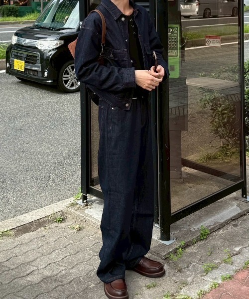 Chikashitsu +(チカシツプラス)の「【Chikashitsu +】semi wide rigid denim pants / 【チカシツプラス】セミワイドリジッドデニムパンツ(デニムパンツ・メンズ・ブルー/ブラック・S/M)」の1枚目の写真