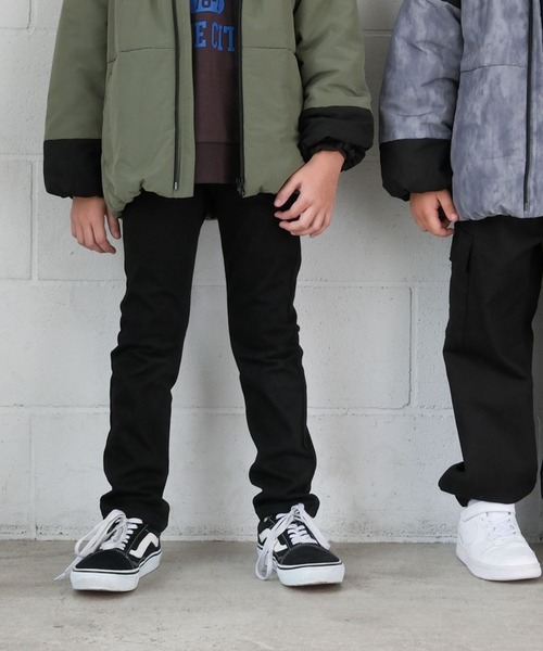 GLOBAL WORK（グローバルワーク）の「あったかスゴラクストレッチスリムパンツ/581229（デニムパンツ・キッズ・ブラック/ブラック系その他/ブルー・130cm/140cm/150cm/160cm）」の2枚目の写真