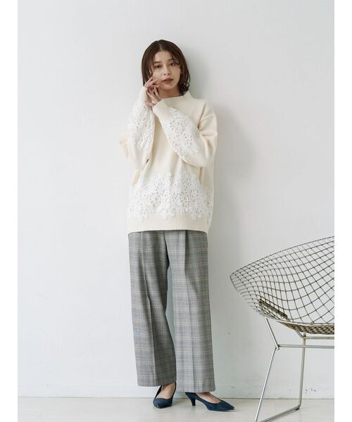 TONAL（トーナル）の「レースドッキングタートルニット（ニット/セーター・レディース・オフホワイト/グレー/ブラック・MEDIUM）」の10枚目の写真