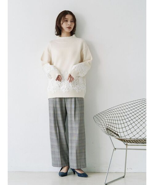 TONAL（トーナル）の「レースドッキングタートルニット（ニット/セーター・レディース・オフホワイト/グレー/ブラック・MEDIUM）」の11枚目の写真