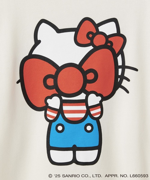 sanrio(サンリオ)の「【sanrio characters】HELLO KITTY/ハローキティ裏毛ドロップショルダープリントスウェットプルオーバー《サンリオキャラクターズ》(スウェット・レディース・ブラック/アイボリー・LL/L/M)」の5枚目の写真