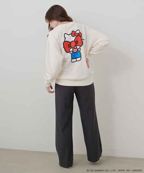 sanrio(サンリオ)の「【sanrio characters】HELLO KITTY/ハローキティ裏毛ドロップショルダープリントスウェットプルオーバー《サンリオキャラクターズ》(スウェット・レディース・ブラック/アイボリー・LL/L/M)」の22枚目の写真
