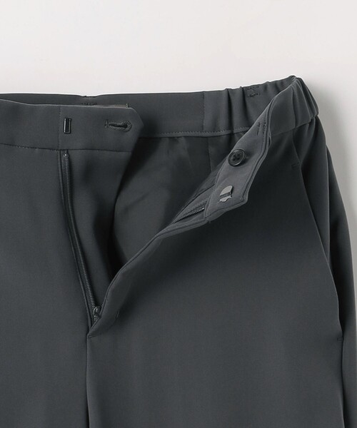 A DAY IN THE LIFE UNITED ARROWS(アデイインザライフユナイテッドアローズ)の「ダブルクロス テーパードパンツ ‐ウォッシャブル・セットアップ対応‐<A DAY IN THE LIFE>(その他パンツ・レディース・ネイビー/その他1/ブラック/ダークグレー/ベージュ・34/36/38)」の7枚目の写真
