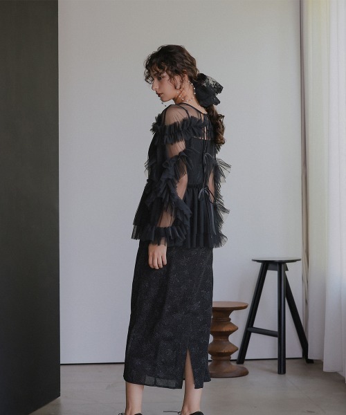 Callarus(カラルス)の「チュールフリルブラウス+シャイニーキャミワンピースドレス〔Callarus〕(ドレス・レディース・ブラック×ブラック・M/L)」の8枚目の写真