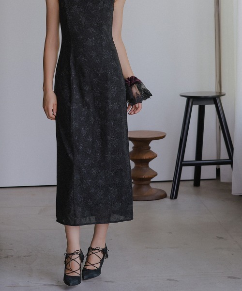 Callarus(カラルス)の「チュールフリルブラウス+シャイニーキャミワンピースドレス〔Callarus〕(ドレス・レディース・ブラック×ブラック・M/L)」の18枚目の写真
