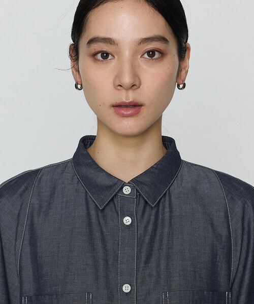 Gabardine K.T(ギャバジンケーティー)の「オトナシャンブレー たっぷりシャツ(シャツ/ブラウス・レディース・ブルー/ネイビー・7号/9号)」の13枚目の写真
