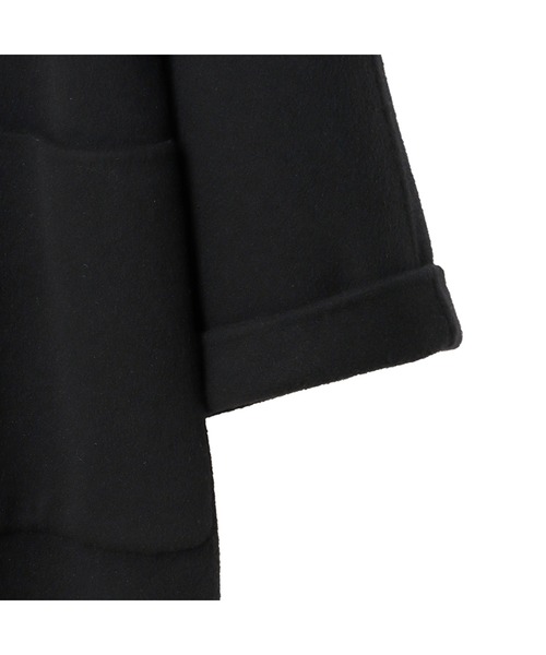 AOYAMA（アオヤマ）の「カシミヤの風合いの良さ、暖かさ、軽さを！【WEB限定】ガウン風リバーコート（ピーコート・レディース・ネイビー/パープル/キャメル/ブラック・L/M）」の17枚目の写真