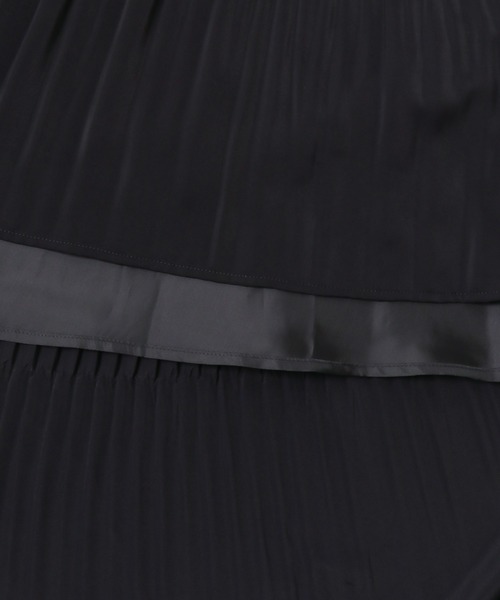 URBAN RESEARCH（アーバンリサーチ）の「プリーツティアードスカート