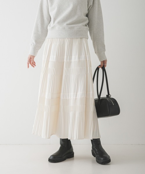 URBAN RESEARCH（アーバンリサーチ）の「プリーツティアードスカート