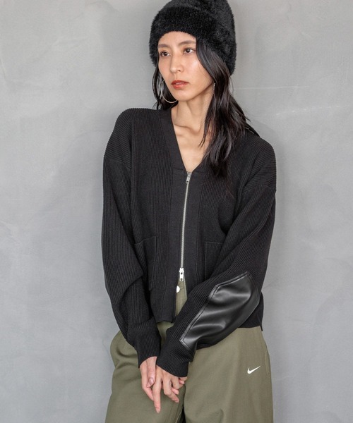 HEREIAM(ヘレイアム)の「【HEREIAM】フロントジップが新鮮。レザーパッチニットカーディガン(カーディガン/ボレロ・レディース・ブラック/アイボリー・FREE)」の12枚目の写真