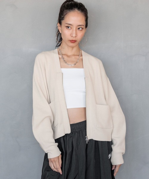 HEREIAM(ヘレイアム)の「【HEREIAM】フロントジップが新鮮。レザーパッチニットカーディガン(カーディガン/ボレロ・レディース・ブラック/アイボリー・FREE)」の21枚目の写真