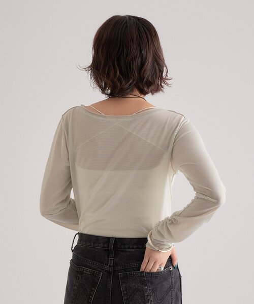mystic(ミスティック)の「【レイヤードスタイルに◎】ラメチュールプルオーバー(Tシャツ/カットソー・レディース・ブラック/ベージュ/ブルー/アイボリー・FREE)」の12枚目の写真